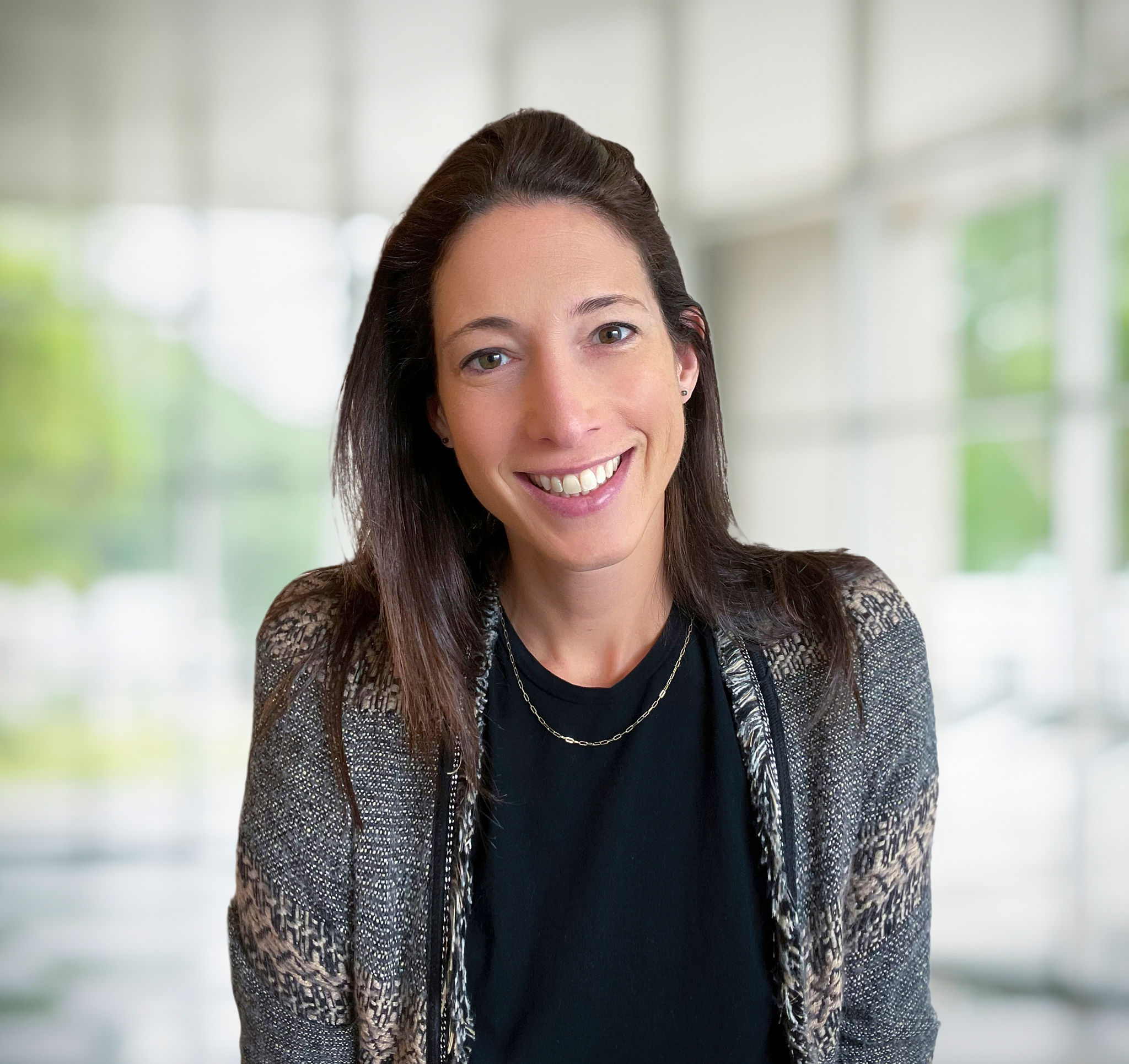 Headshot of Elizabeth Albertini