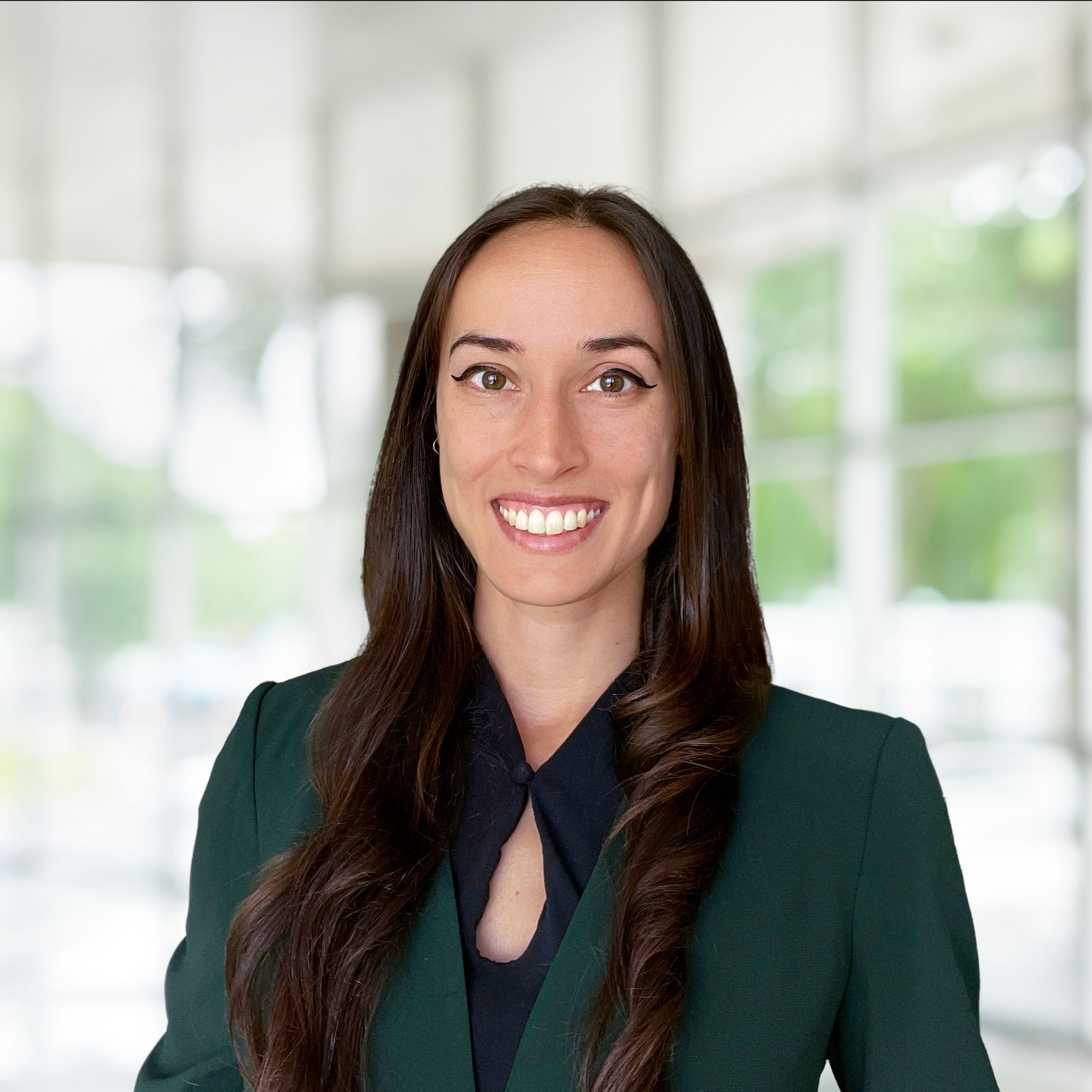Headshot of Stella Fischl
